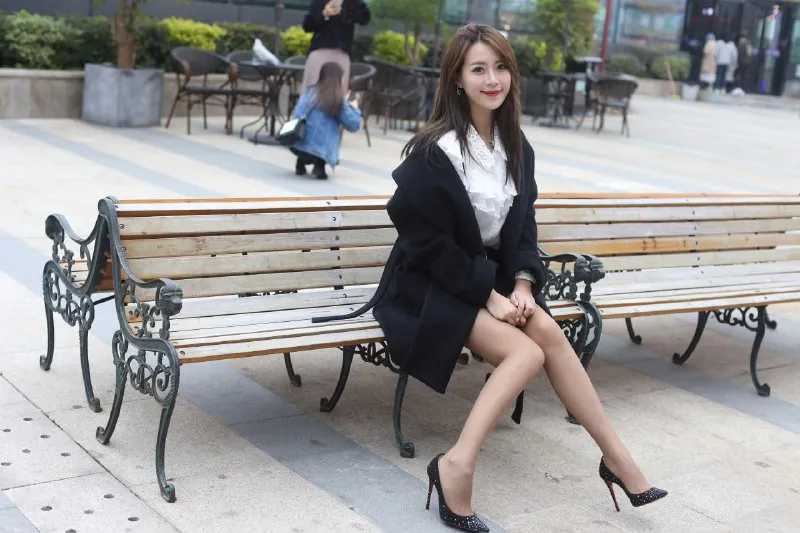 精选街拍作品|极品丝袜长腿高颜值美女